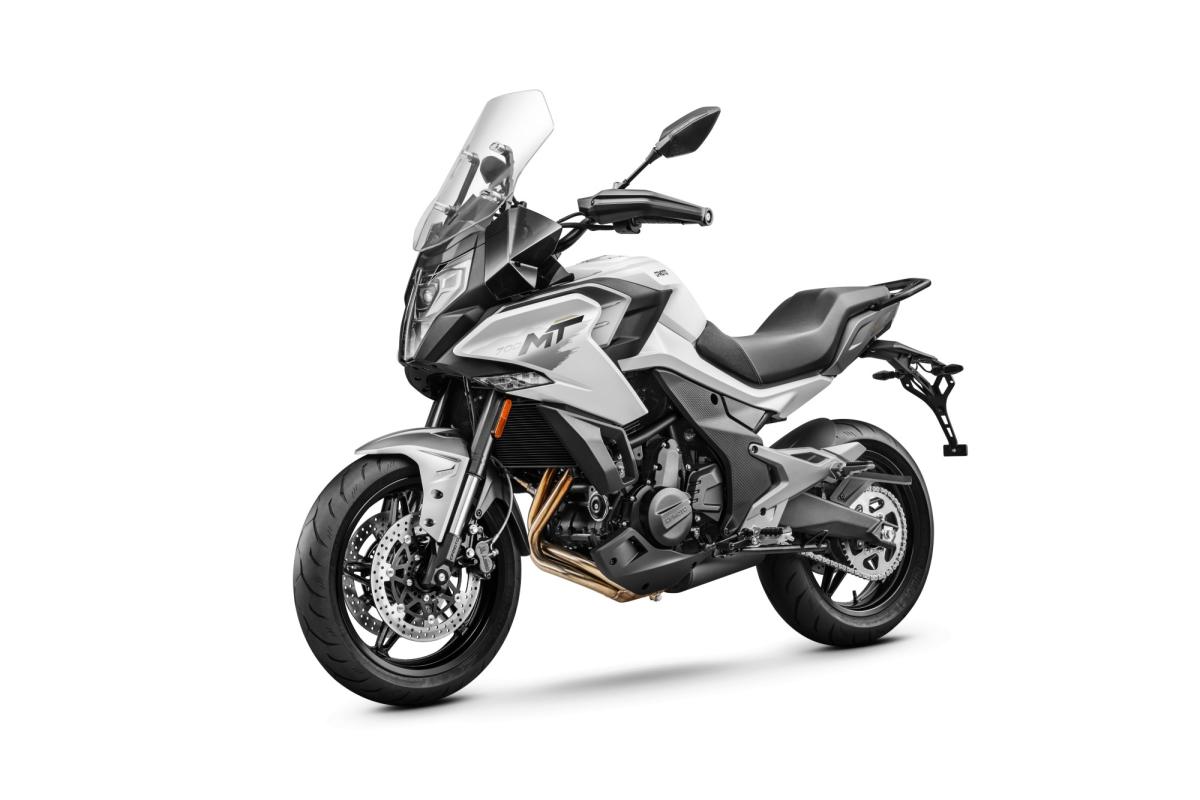 800 MT Touring e5